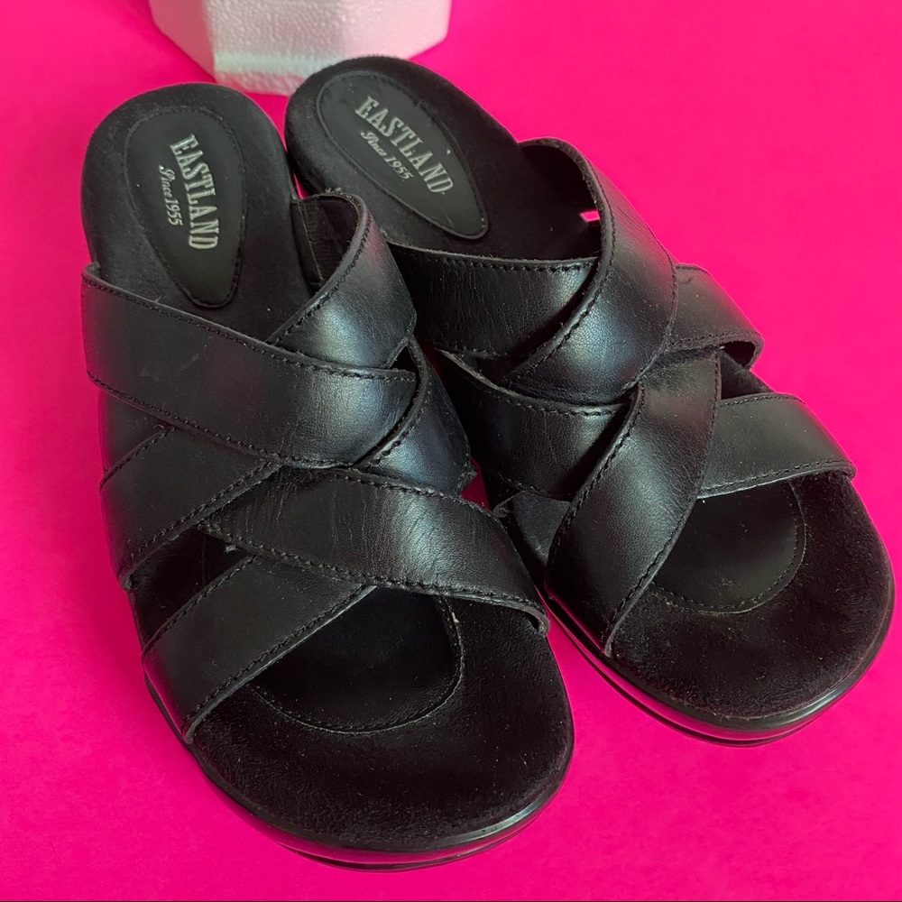 Black Eastland mule wedge sandals women’s US shoe size 6